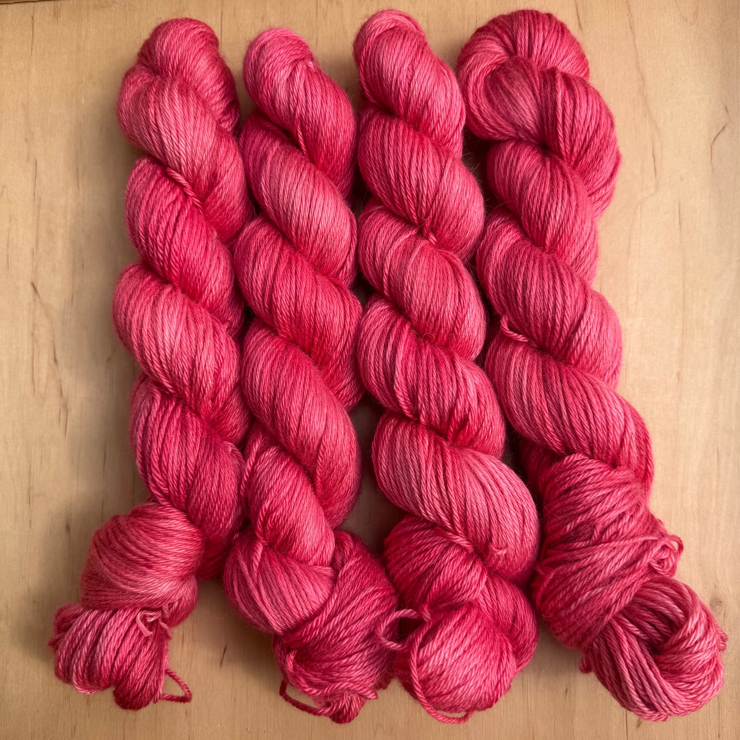 Etsuru - Alpaca, Silk, Cashmere DK