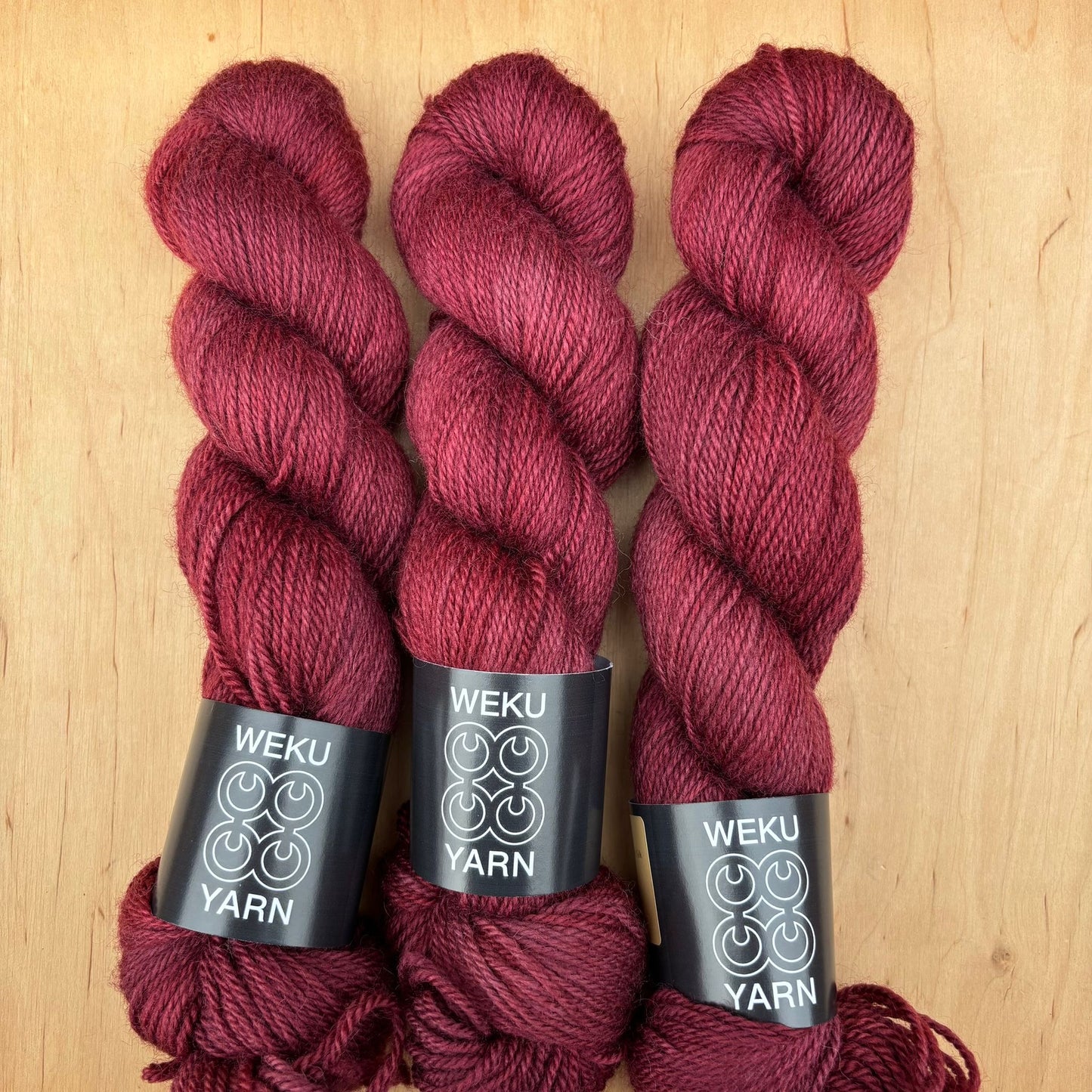 Burgundy - BFL, Romney & Silk DK