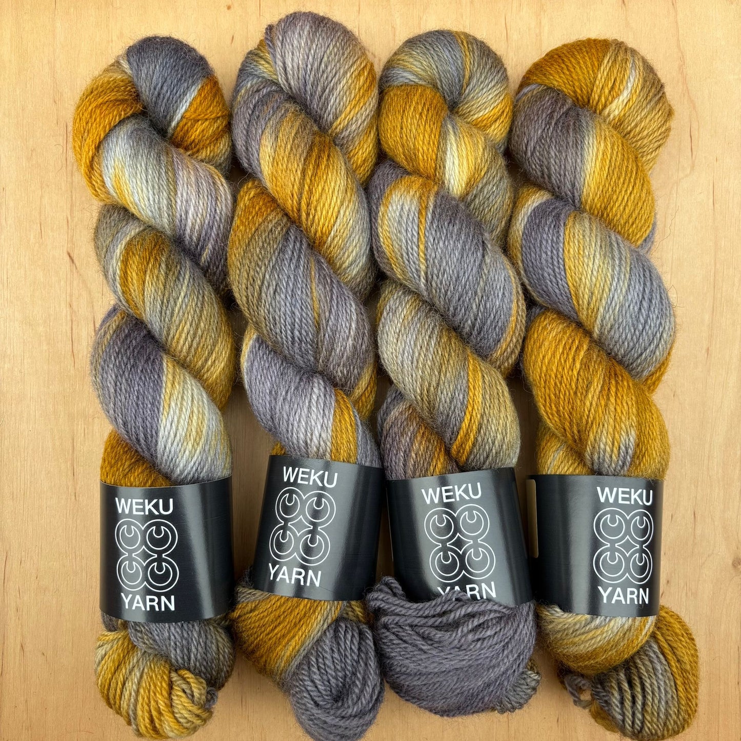 Sand and Stone - BFL & Romney DK