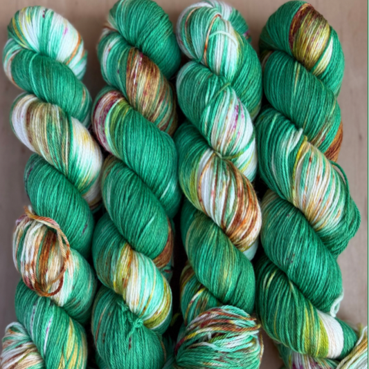 Aburi Gardens - Merino, Alpaca, Silk Sock