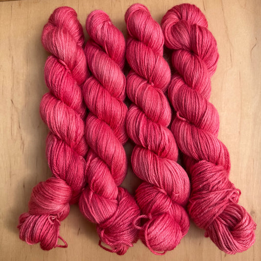 Etsuru - Alpaca, Silk, Cashmere DK