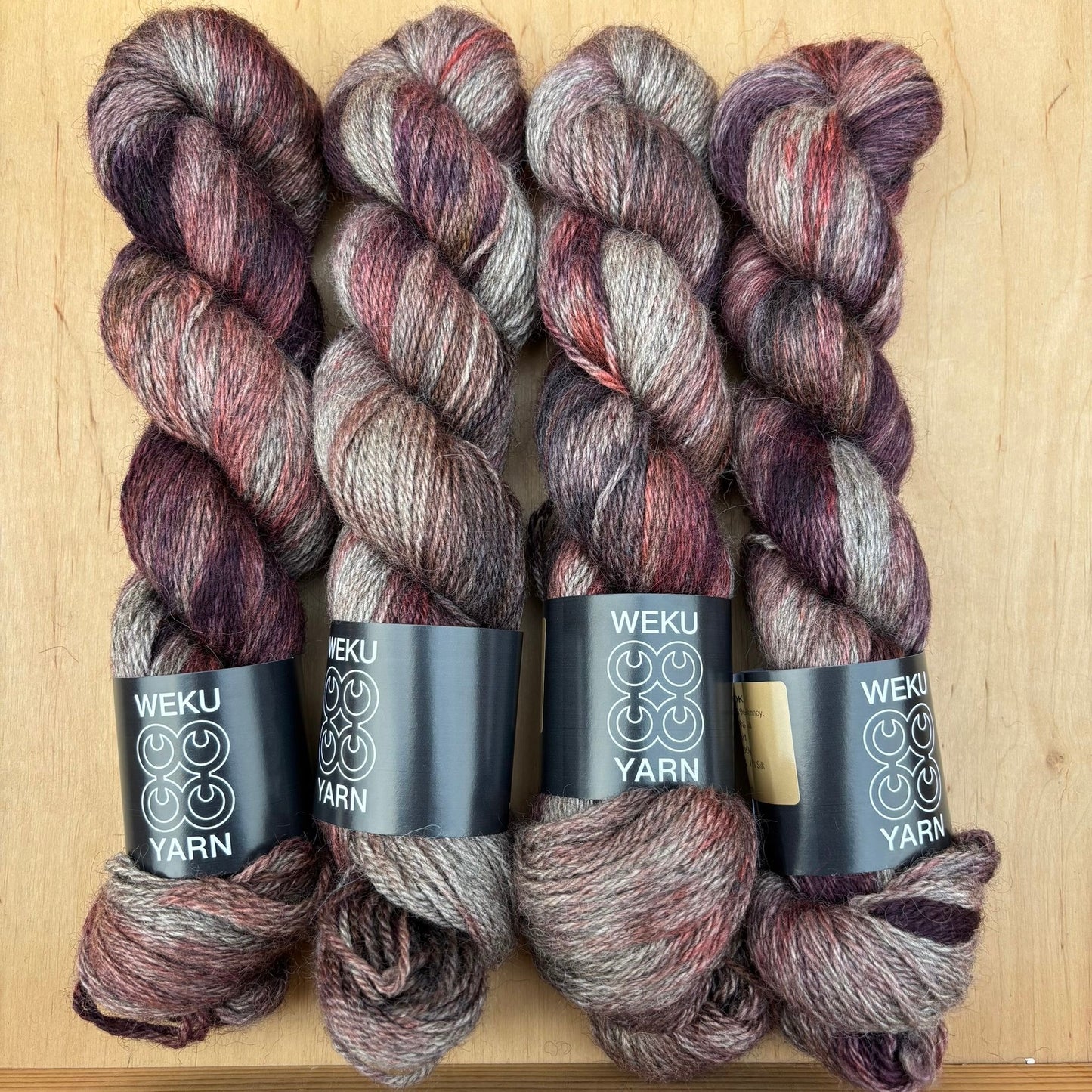 Dusk - Grey ExBFL, Romney, BFL & Silk DK